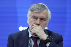 Top Russian economist ousted after warning of growing costs of Ukraine war