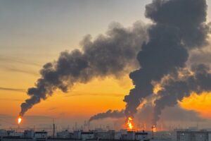 Russia says Ukraine resumes attacks on oil refineries