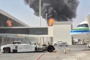 Countries warn against travel to Saudi Arabia following Houthi attacks