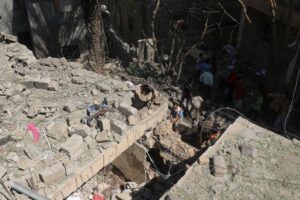 Fighting rages in Yemen’s Taiz as UN warns nearly 260,000 now displaced