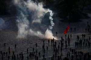 Thousands gather at new Albanian antigovernment rally