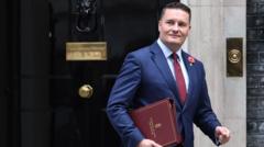 Streeting denies ‘kicking can down the road’ in defence spending row